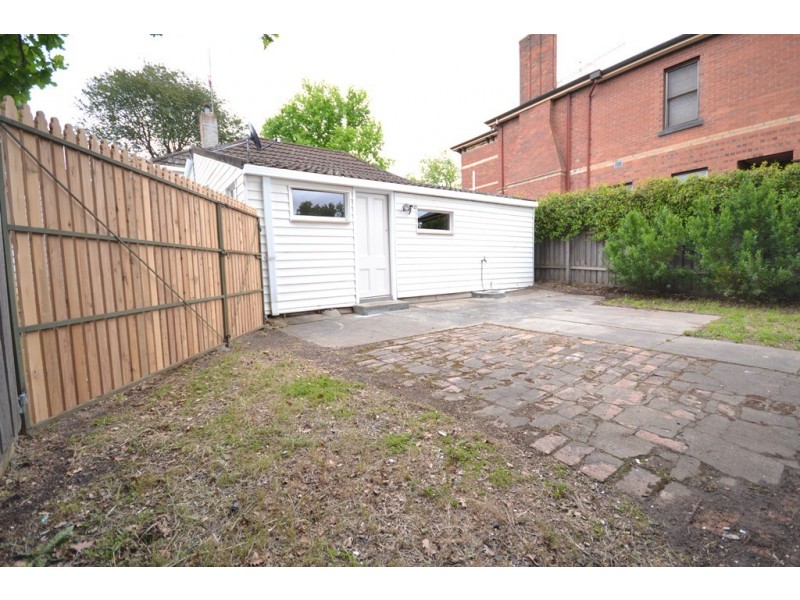 326 Ligar Street, Soldiers Hill VIC 3350