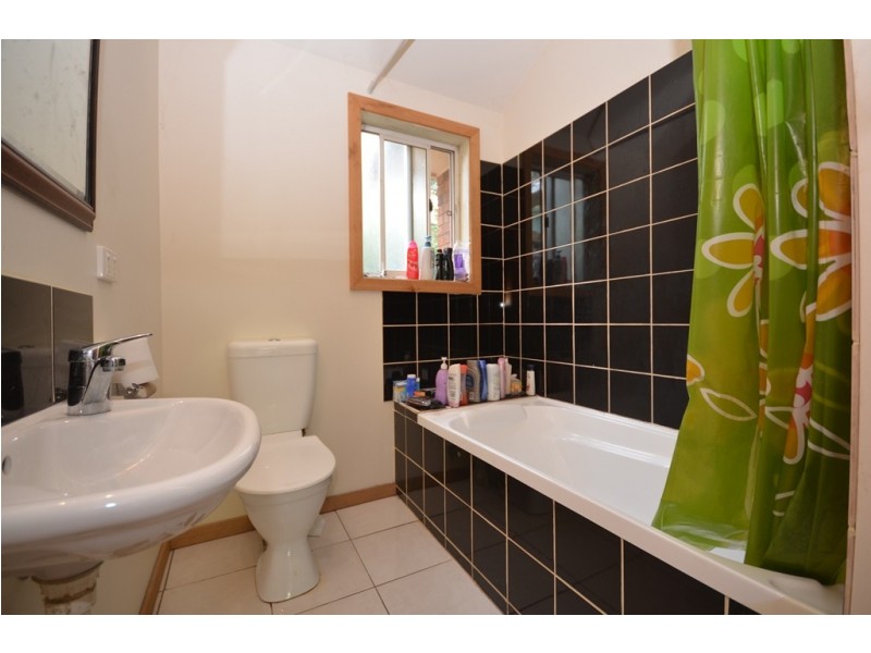 209 Tinworth Avenue, Mount Clear VIC 3350