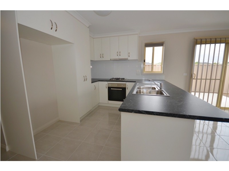 11 Deakes Court, Sebastopol VIC 3356