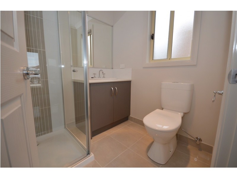 11 Deakes Court, Sebastopol VIC 3356