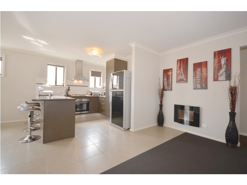 12 Ascot Gardens Drive, Delacombe VIC 3356