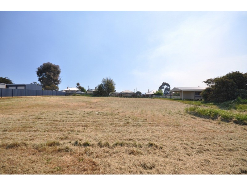 69 Pascoe Street, Avoca VIC 3467