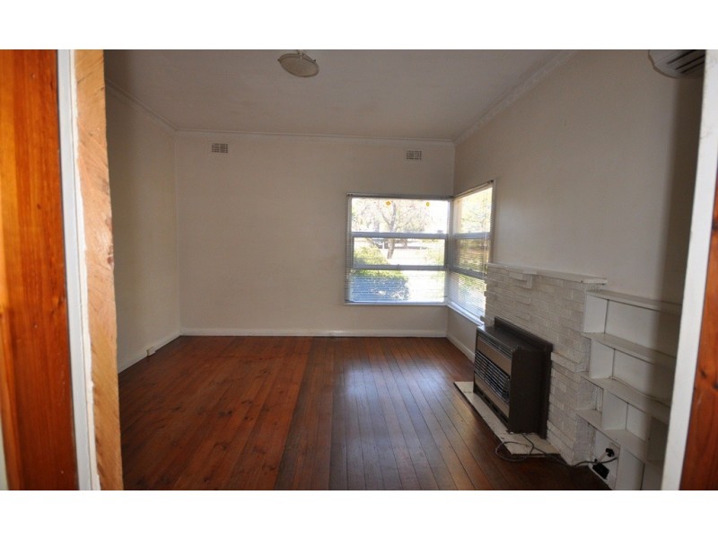 133 High Street, Avoca VIC 3467