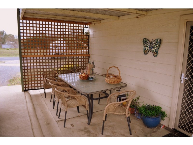 15 Faraday St, Avoca VIC 3467
