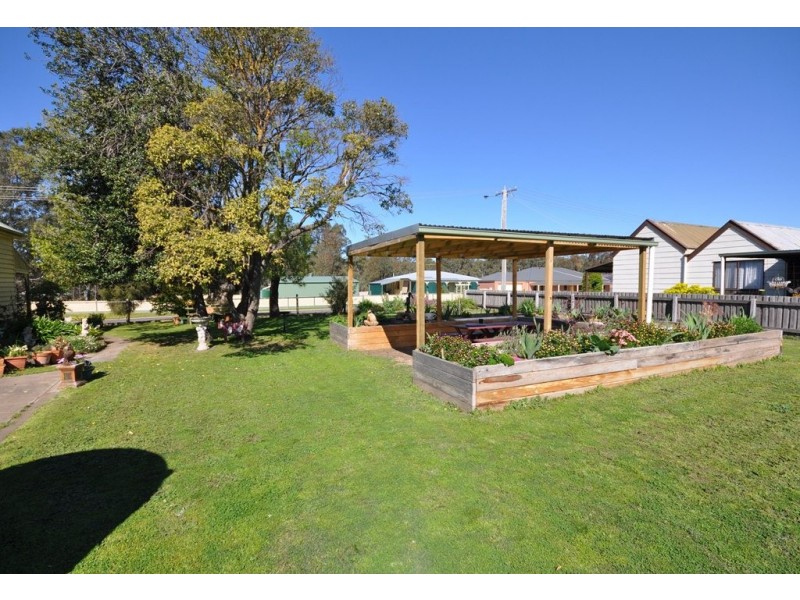 15 Faraday St, Avoca VIC 3467