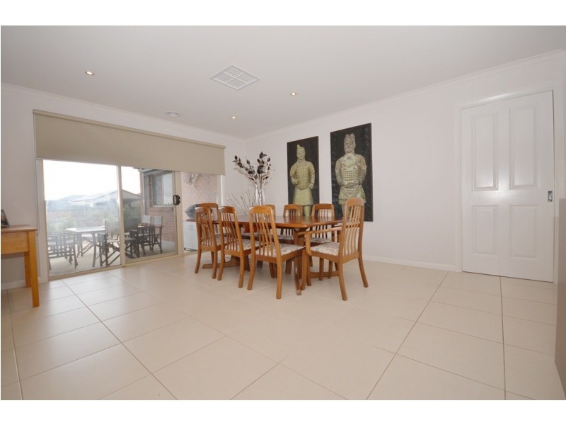 11 Horwood Drive, Canadian VIC 3350