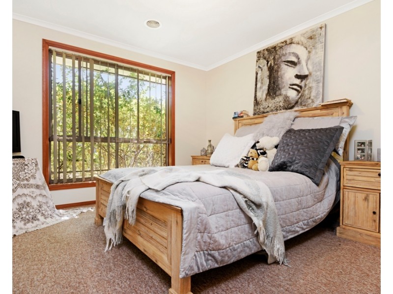 50 Victory Avenue, Alfredton VIC 3350