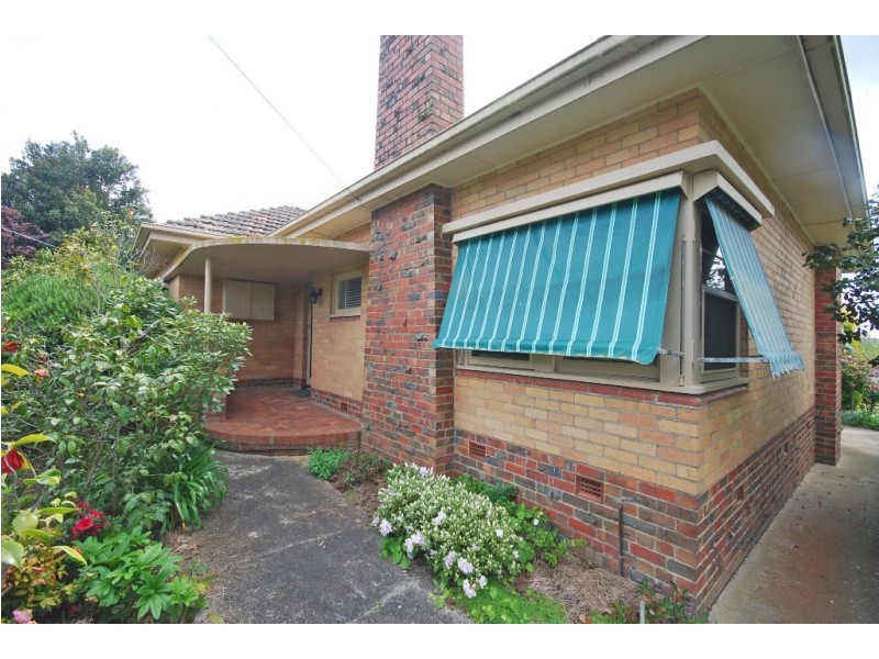 68 High St, Lismore VIC 3324