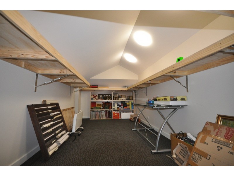 24 Carney St, Mount Egerton VIC 3352