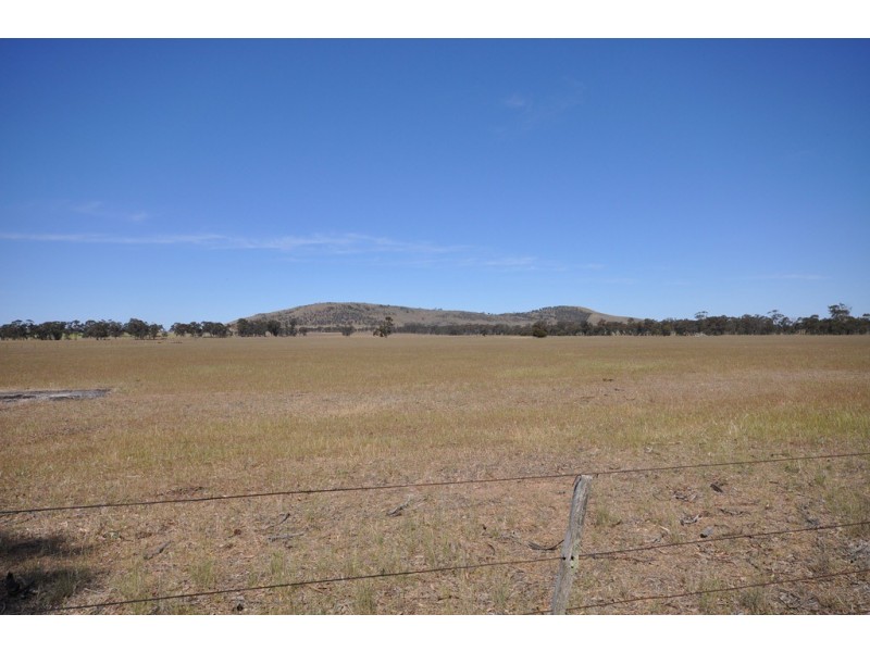 980 Avoca – Dunolly Road, Mount Hooghly VIC 3472