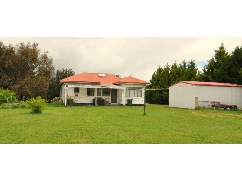 105 Careys Rd, Scarsdale VIC 3351