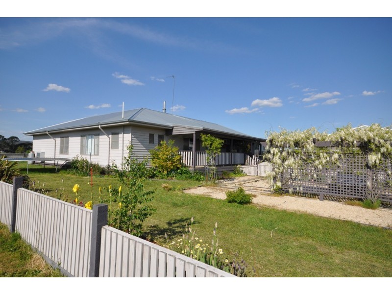 20 Wylies Rd, Buninyong VIC 3357