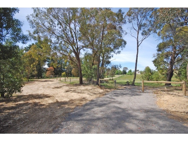 21 Falkirk Road, Nerrina VIC 3350