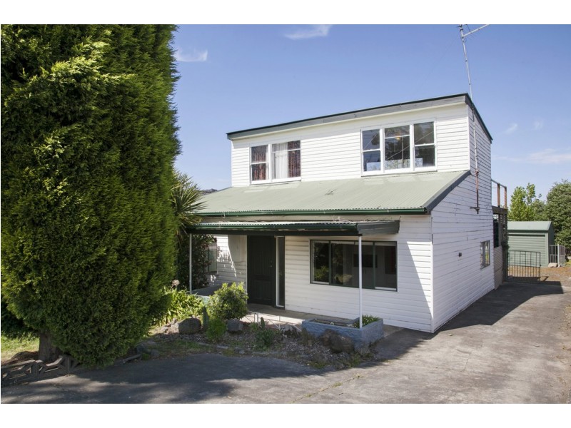 25 Gregory Street, Black Hill VIC 3350
