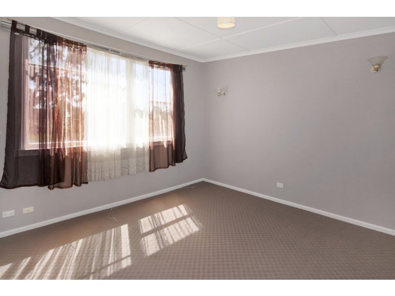 25 Gregory Street, Black Hill VIC 3350