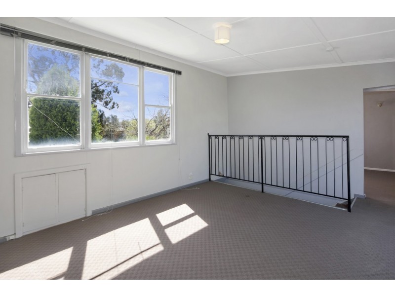 25 Gregory Street, Black Hill VIC 3350