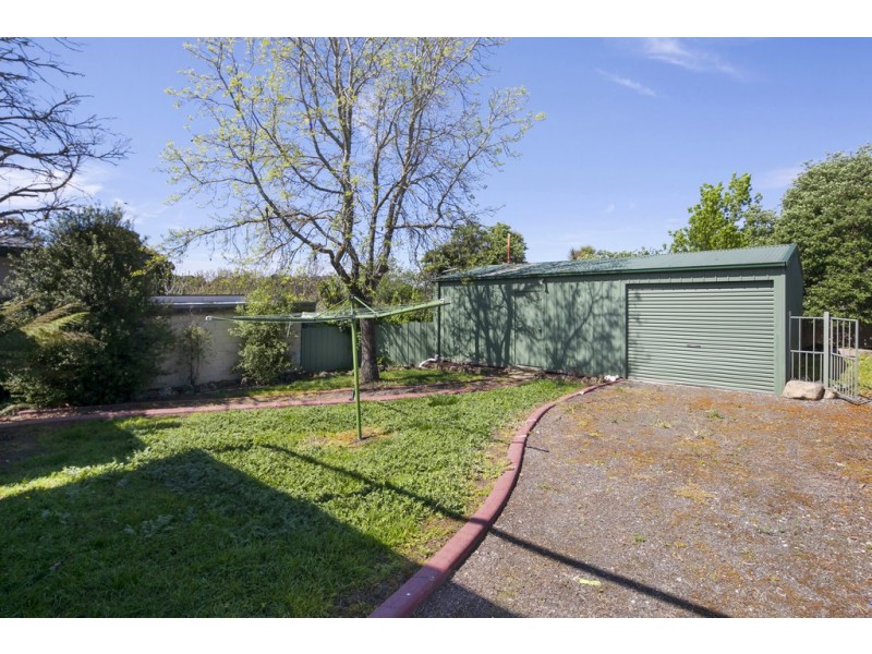 25 Gregory Street, Black Hill VIC 3350