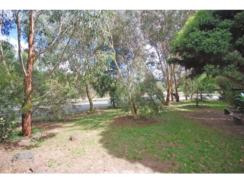 102 Daylesford Rd, Brown Hill VIC 3350