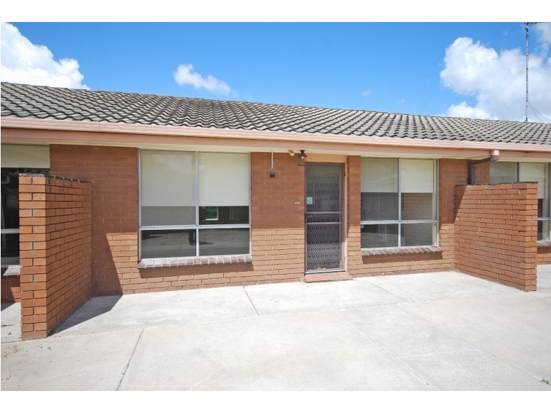 1-6/613 Ascot Street South, Redan VIC 3350