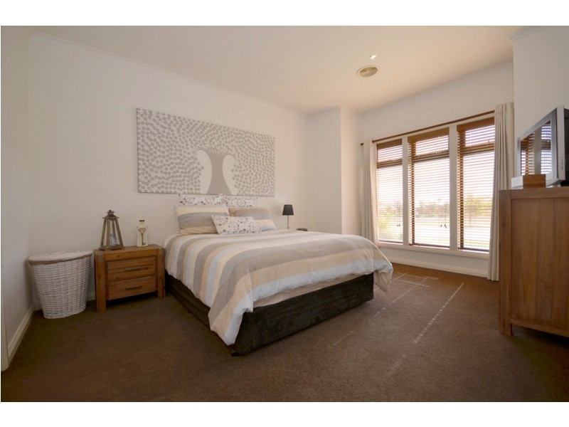 59 Dyson Drive, Alfredton VIC 3350