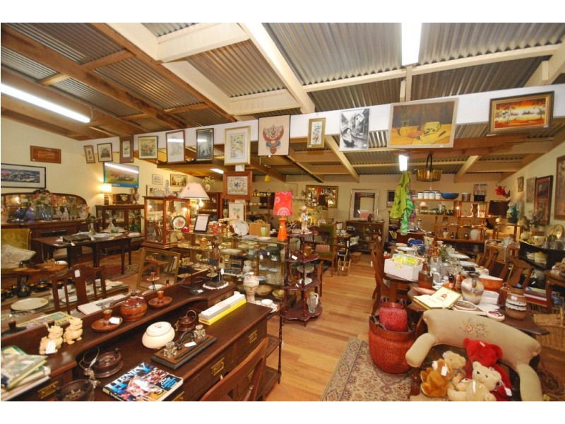 9367B Western Highway, Warrenheip VIC 3352