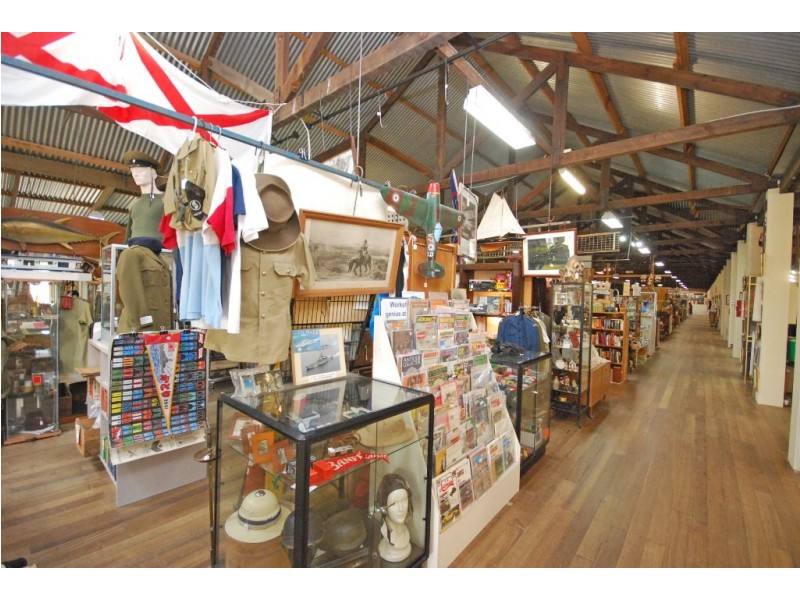 9367B Western Highway, Warrenheip VIC 3352