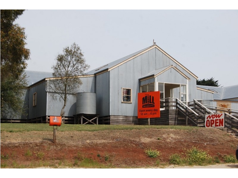 9367B Western Highway, Warrenheip VIC 3352