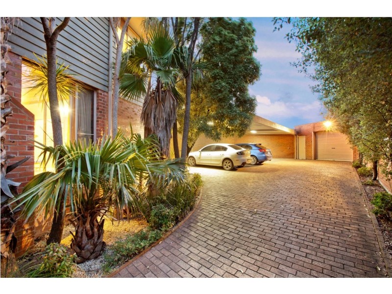 7 Sainsbury Court, Mount Clear VIC 3350