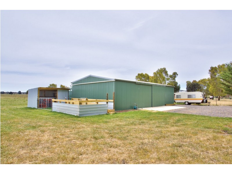 120 Exchequer Road, Cape Clear VIC 3351