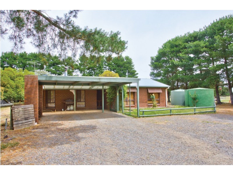 120 Exchequer Rd, Cape Clear VIC 3351