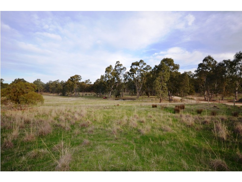 CA 9B Andersons Road, Amphitheatre VIC 3468