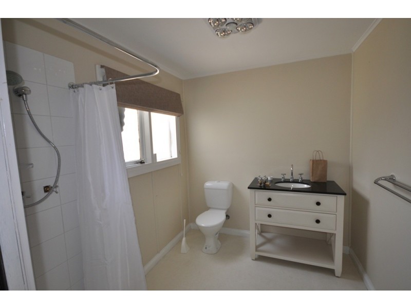 17 Gray Street, Lismore VIC 3324