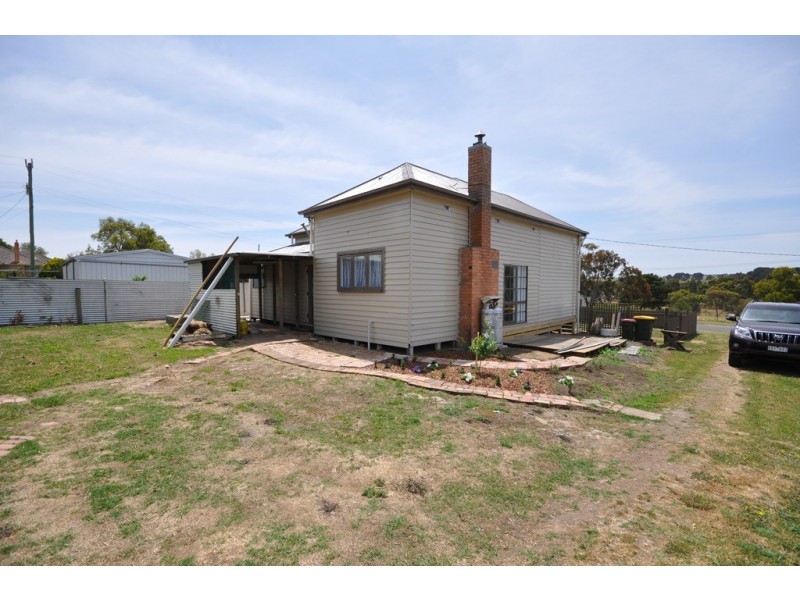 17 Gray Street, Lismore VIC 3324