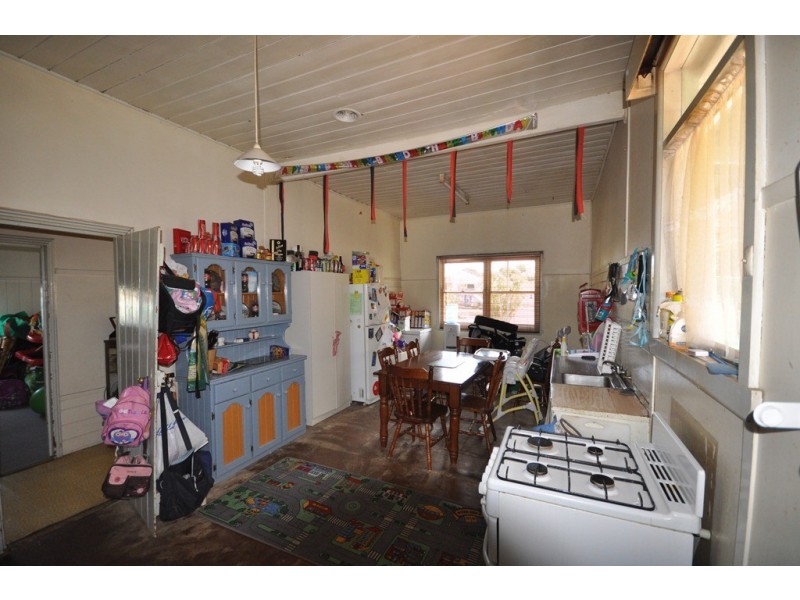 41 Lawrence Street, Beaufort VIC 3373