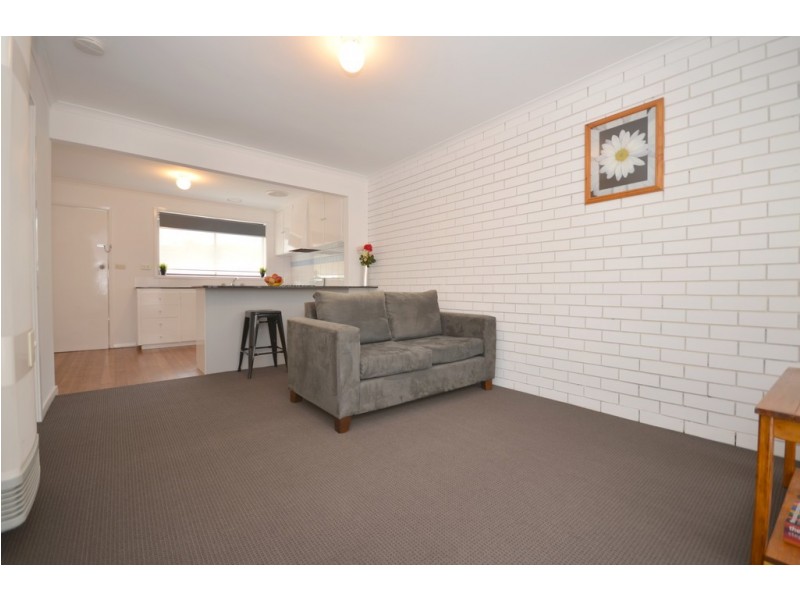 6/607 Creswick Road, Wendouree VIC 3355