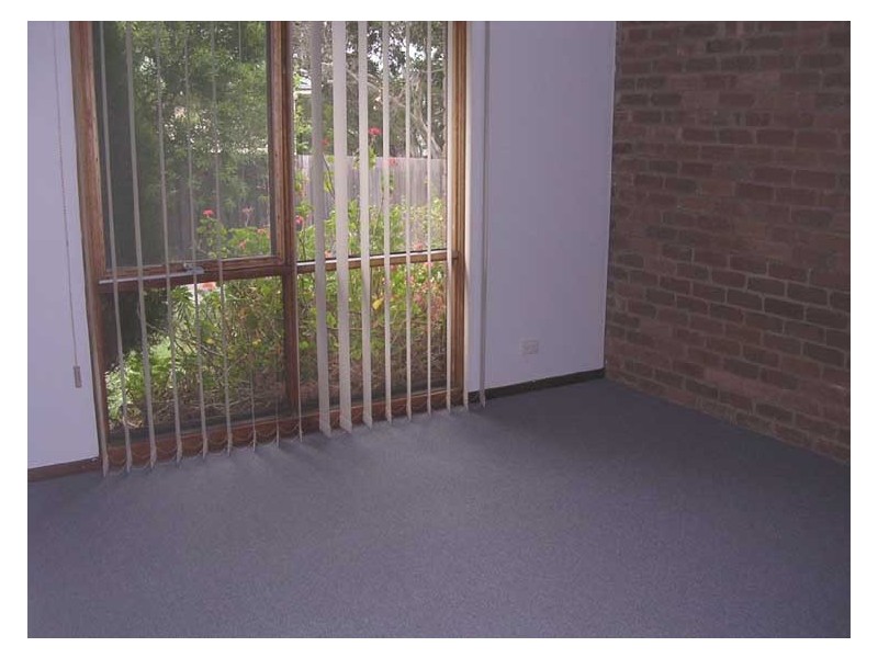 2/4 Eddy Avenue, Mount Helen VIC 3350