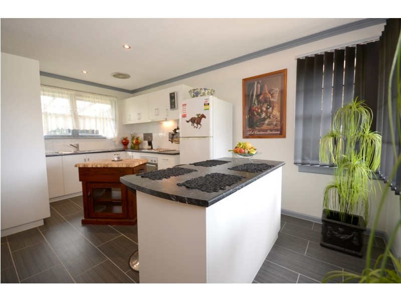 3 Walton Street, Wendouree VIC 3355