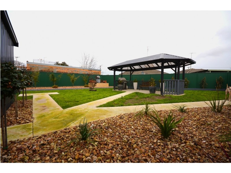 3 Walton Street, Wendouree VIC 3355