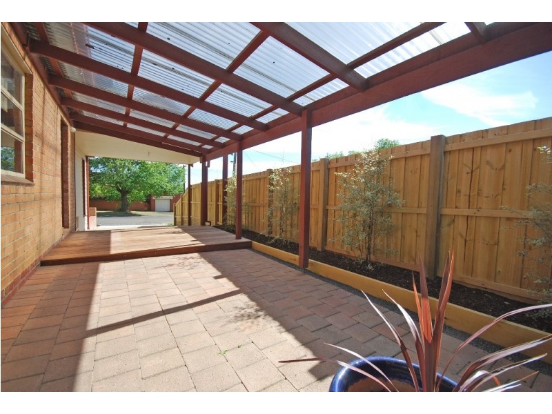 401 Armstrong Street North, Soldiers Hill VIC 3350