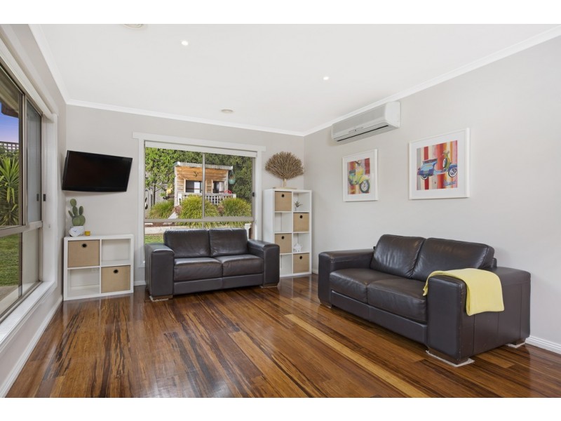 18 Reid Street, Brown Hill VIC 3350