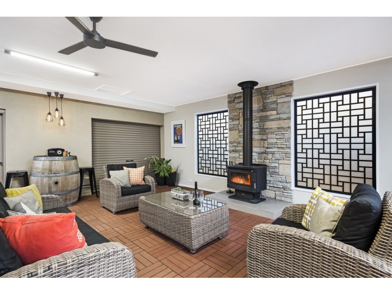 18 Reid Street, Brown Hill VIC 3350