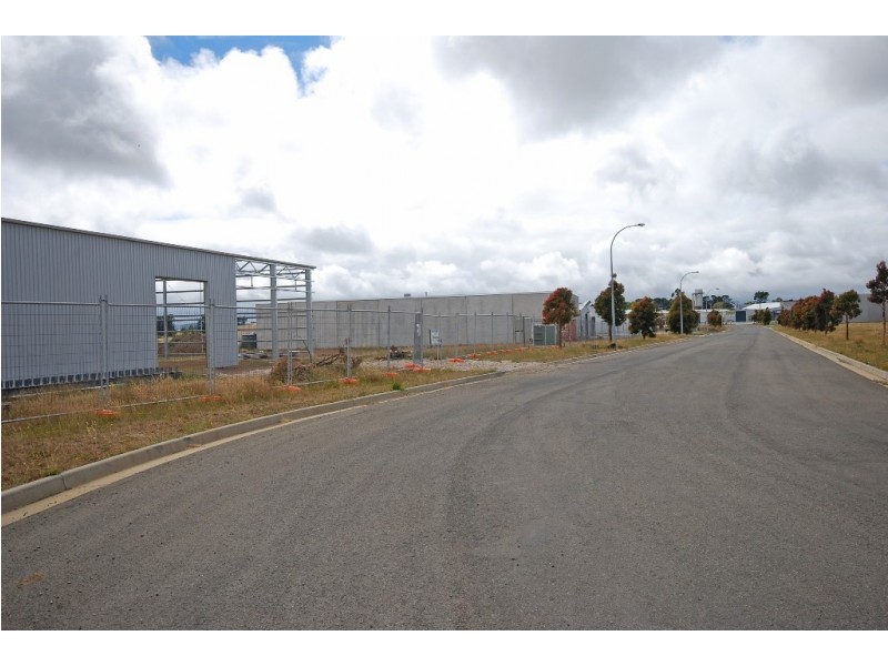 16 Endeavour Way, Alfredton VIC 3350