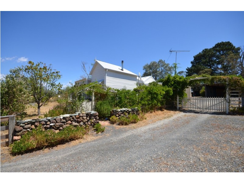 435 Happy Valley Road, Linton VIC 3360