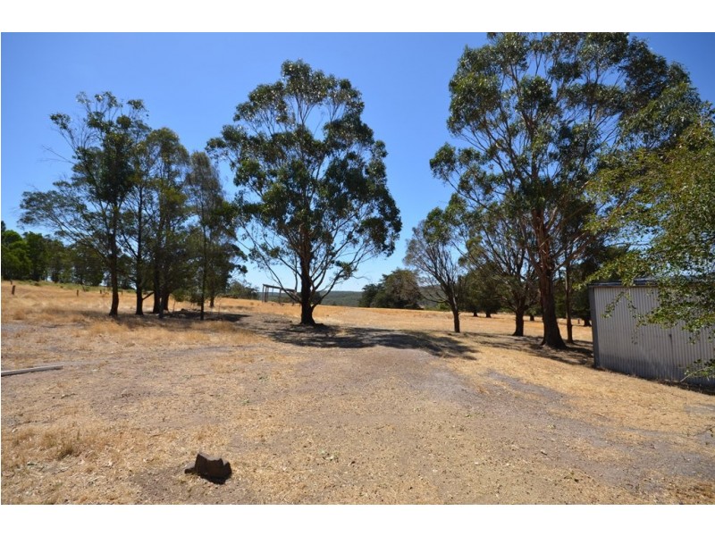 435 Happy Valley Road, Linton VIC 3360