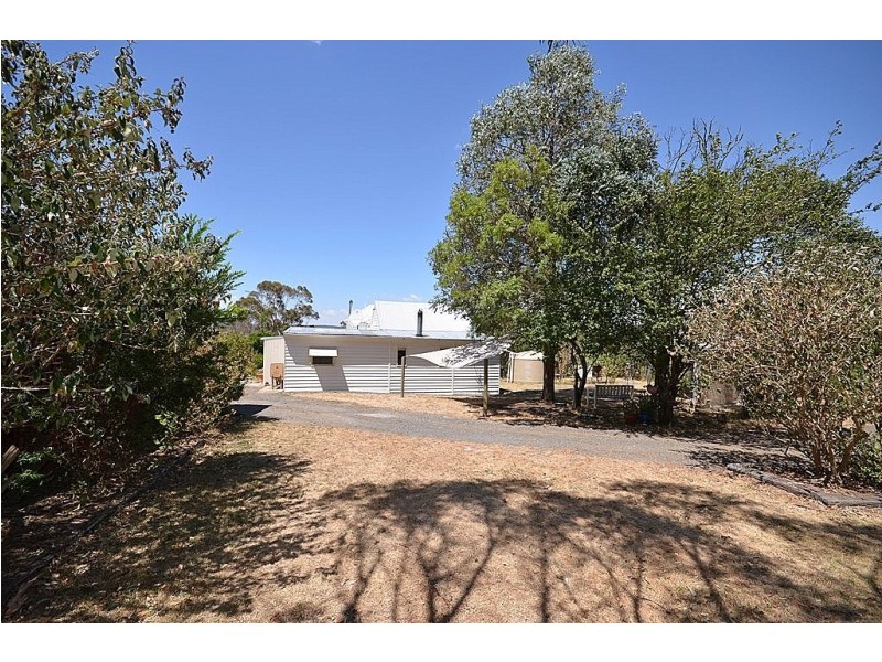 435 Happy Valley Road, Linton VIC 3360