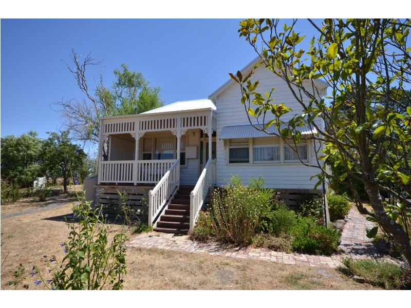 435 Happy Valley Road, Linton VIC 3360