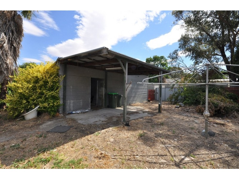 32 Lawrence Street, Beaufort VIC 3373