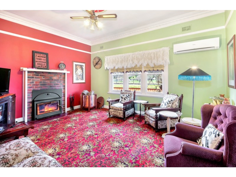 2 Livingstone Street, Beaufort VIC 3373