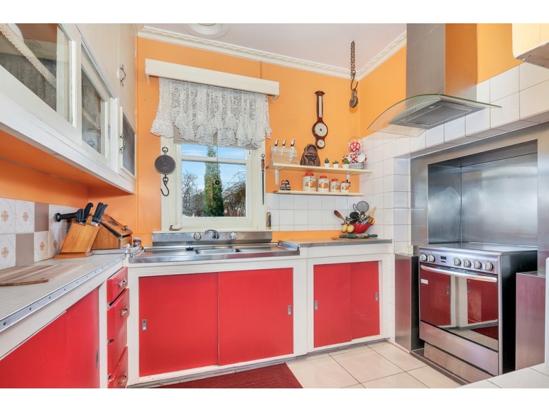 2 Livingstone Street, Beaufort VIC 3373