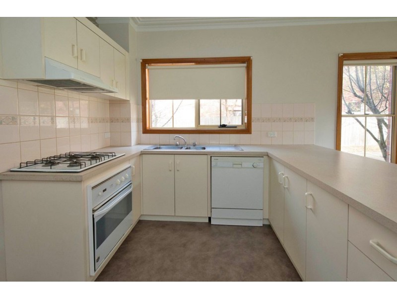 21 High Street, Lake Wendouree VIC 3350